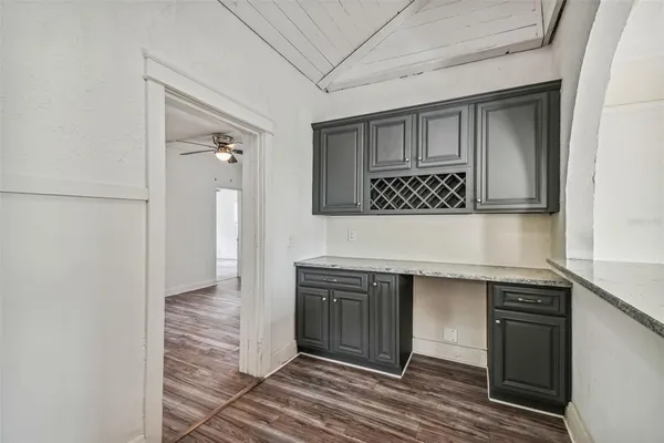 $3,900 | 1913 West Lemon Street, Tampa, FL 33606