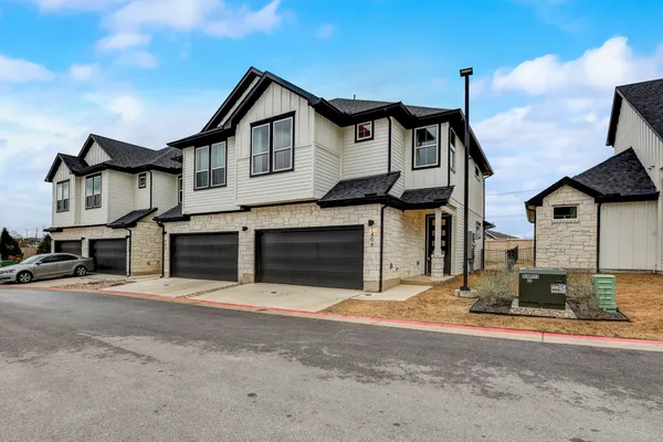 $2,199 | 2600 Gattis School Road, Unit 1104, Round Rock, TX 78664