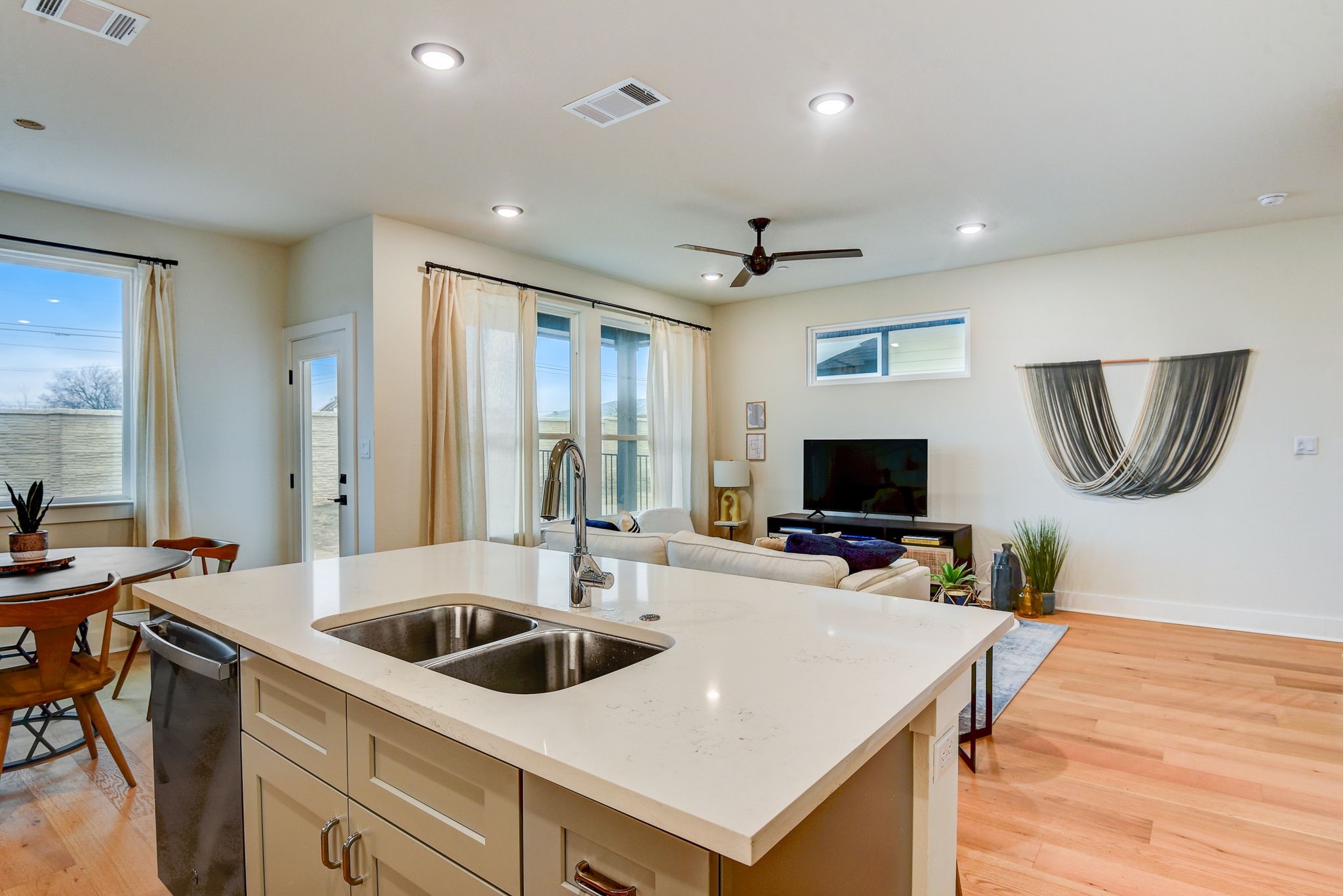 2600 Gattis School Road, Unit 1104 Round Rock, TX 78664 - Photo 16 of 19