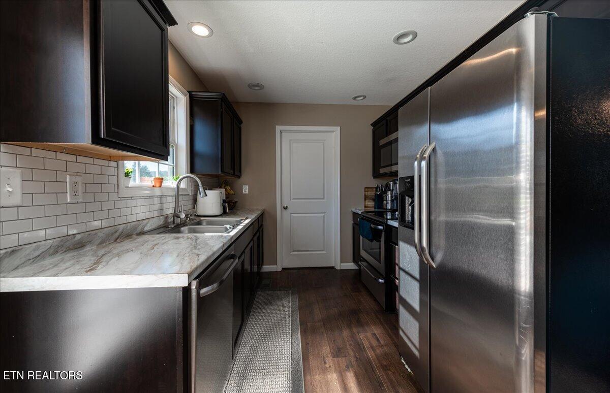 137 Raccoon Valley Road Maynardville, TN 37807 - Photo 20 of 48 25-DSC_8730-HDR