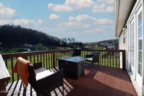 $285,000 | 137 Raccoon Valley Road, Maynardville, TN 37807