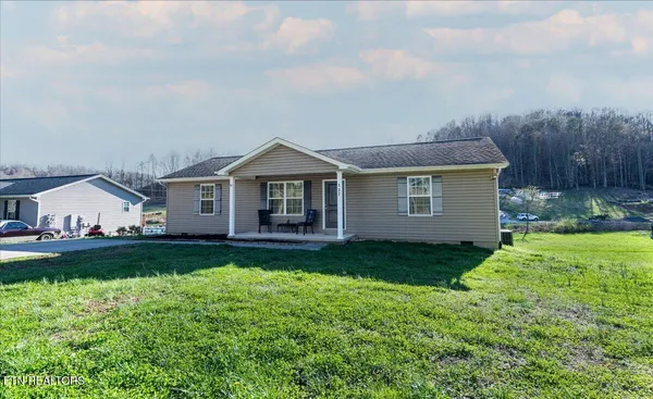 $285,000 | 137 Raccoon Valley Road, Maynardville, TN 37807