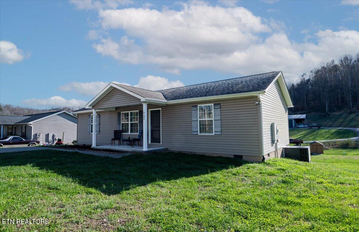 137 Raccoon Valley Road Maynardville, TN 37807 - Photo 5 of 48 38-DSC_8853-HDR-Edit