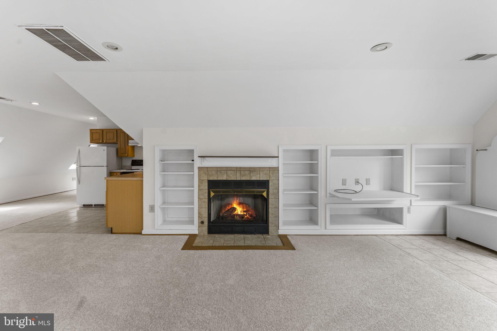 19725 Woodtrail Road Round Hill, VA 20141 - Photo 68 of 93 Upper Level Apartment