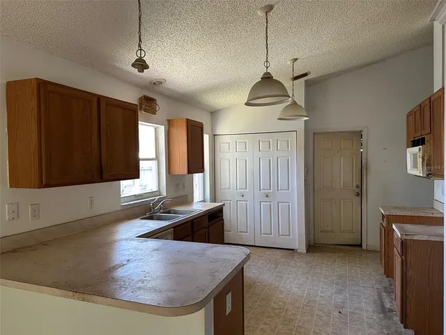 $199,999 | 3009 Elizabeth Street, West Melbourne, FL 32904