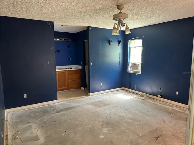 $199,999 | 3009 Elizabeth Street, West Melbourne, FL 32904