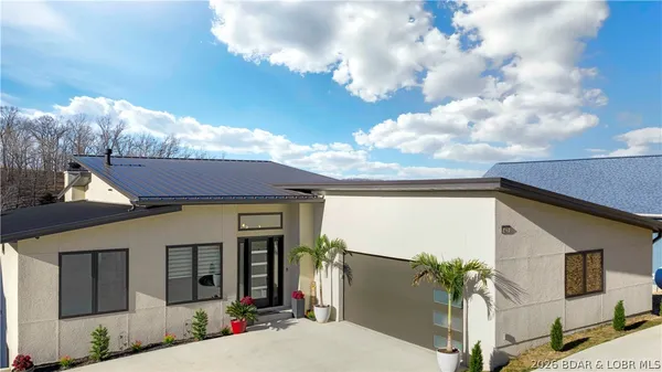 $1,869,000 | 425 Waterside Drive, Camdenton, MO 65020