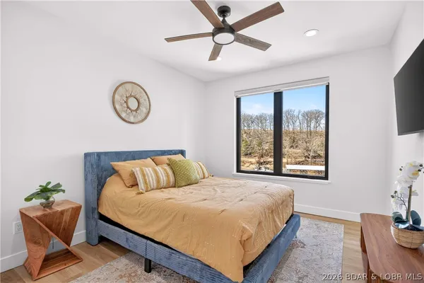 $1,869,000 | 425 Waterside Drive, Camdenton, MO 65020