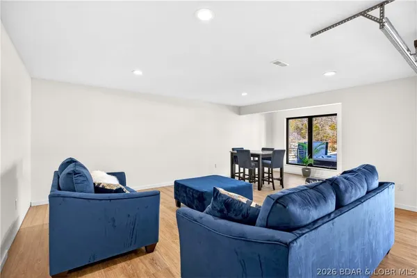 $1,869,000 | 425 Waterside Drive, Camdenton, MO 65020