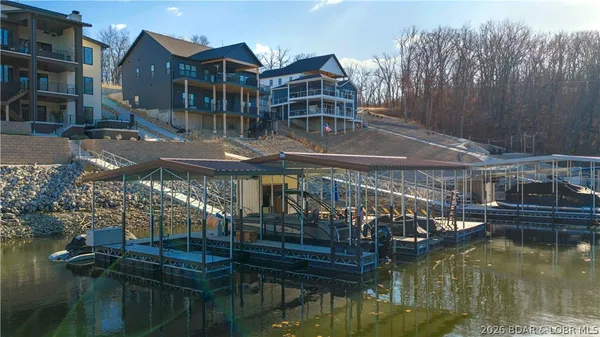$1,869,000 | 425 Waterside Drive, Camdenton, MO 65020