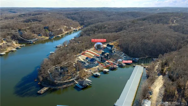 $1,869,000 | 425 Waterside Drive, Camdenton, MO 65020