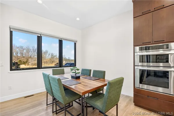 $1,869,000 | 425 Waterside Drive, Camdenton, MO 65020
