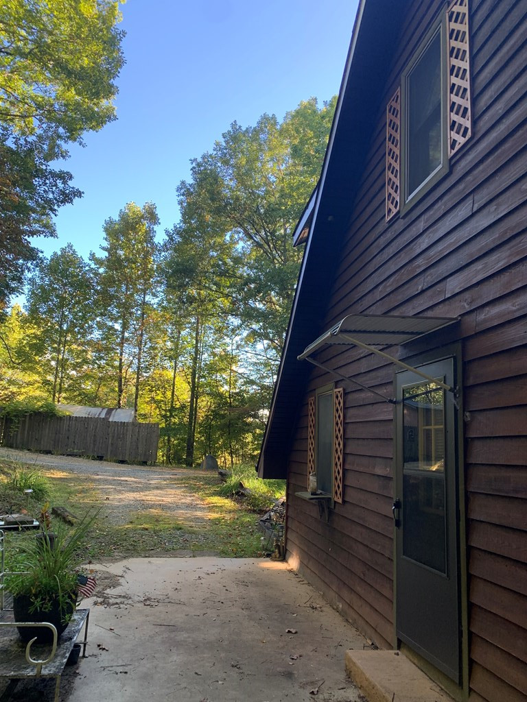 437-441 Shields Creek Road Topton, NC 28781 - Photo 20 of 51