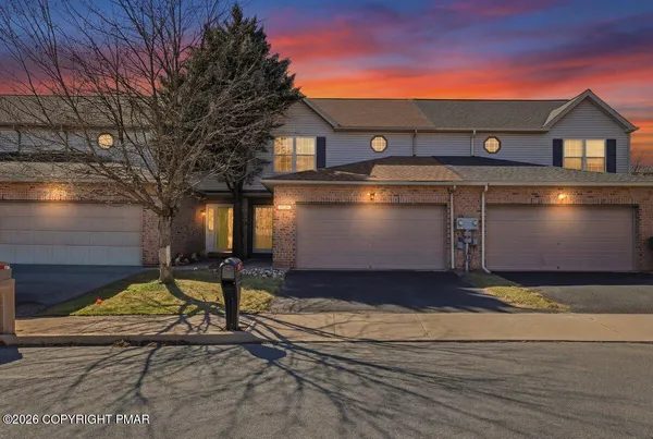 $350,000 | 2507 Chestnut Lane, Easton, PA 18040