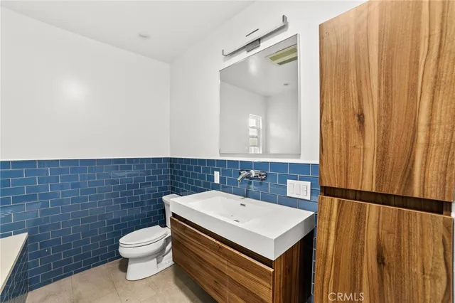 $10,900 | 112 36th Street, Manhattan Beach, CA 90266