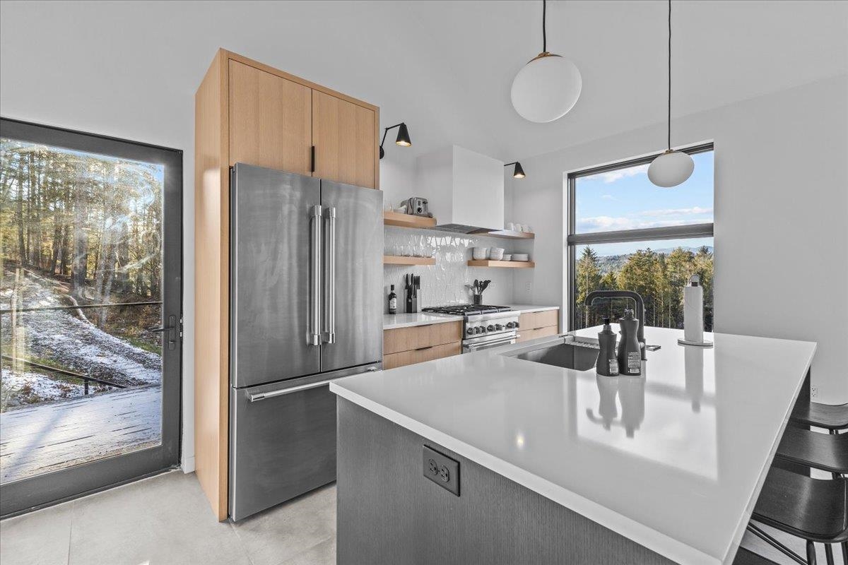 129 Eloise Lane, Unit B Stowe, VT 05672 - Photo 17 of 42