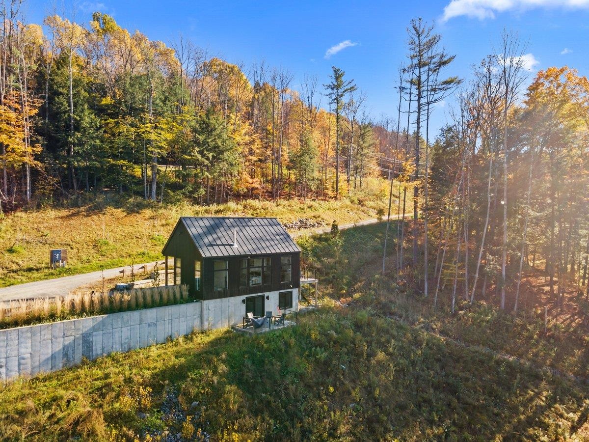 129 Eloise Lane, Unit B Stowe, VT 05672 - Photo 2 of 42