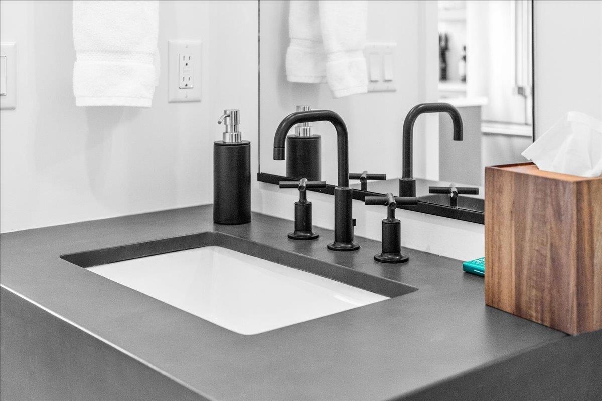 129 Eloise Lane, Unit B Stowe, VT 05672 - Photo 30 of 42