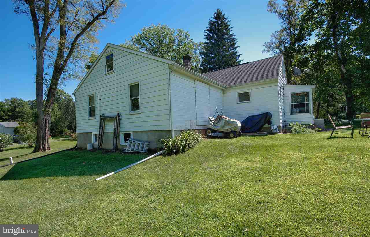 1463 Roundtop Road Middletown, PA 17057 - Photo 16 of 21 Gallery Image 16