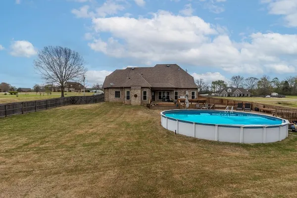 $560,000 | 475 Crooked Creek Drive, Oakland, TN 38060