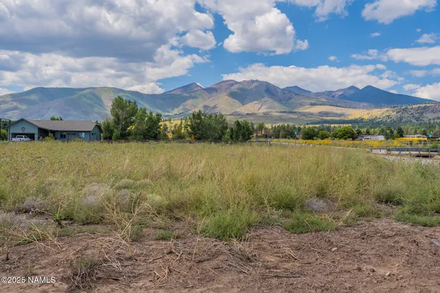 $700,000 | 12935 Glen Drive, Flagstaff, AZ 86004