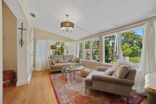 $634,900 | 1420 Northeast 15th Avenue, Fort Lauderdale, FL 33304