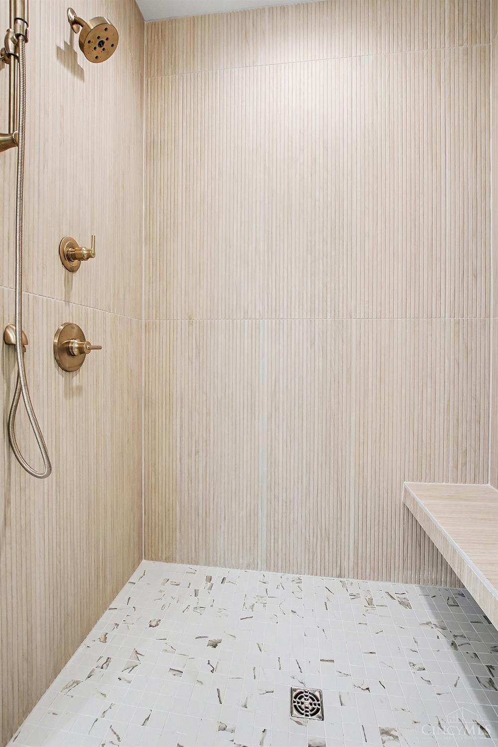 6956 Shadow Ridge Road Cincinnati, OH 45230 - Photo 19 of 37 Primary Bath Shower