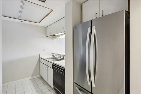 $325,000 | 1130 Piedmont Avenue Northeast, Unit 910, Atlanta, GA 30309