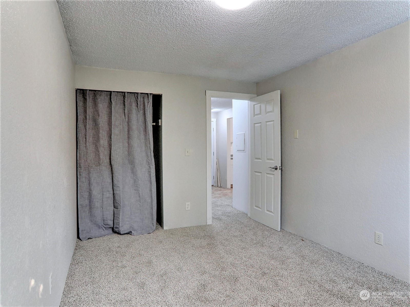 2629 Rucker Avenue, Unit 6 Everett, WA 98201 - Photo 10 of 14 an empty room with closet