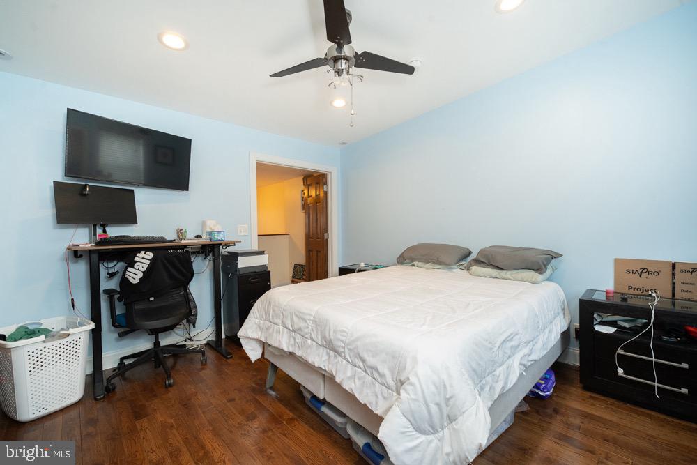237 Mifflin Street Philadelphia, PA 19148 - Photo 8 of 15 Primary Bedroom