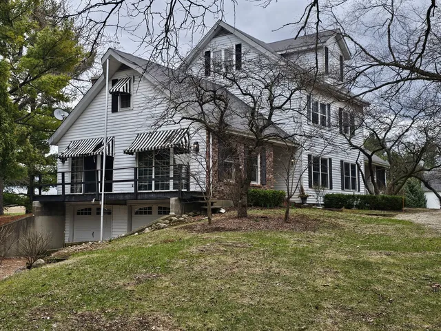 $2,500,000 | 17N753 Widmayer Road, Hampshire, IL 60140