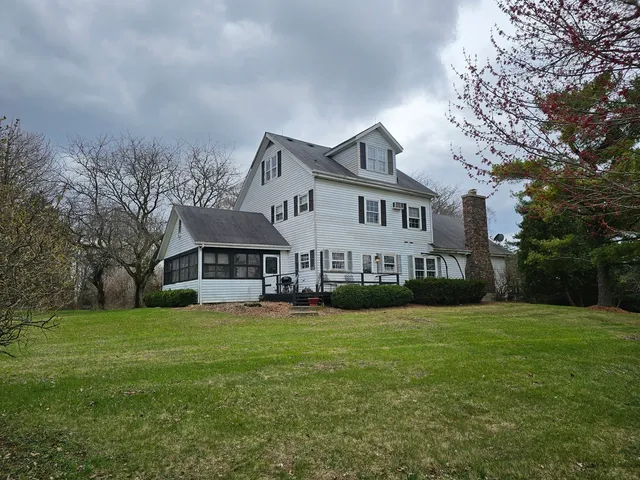 $2,500,000 | 17N753 Widmayer Road, Hampshire, IL 60140