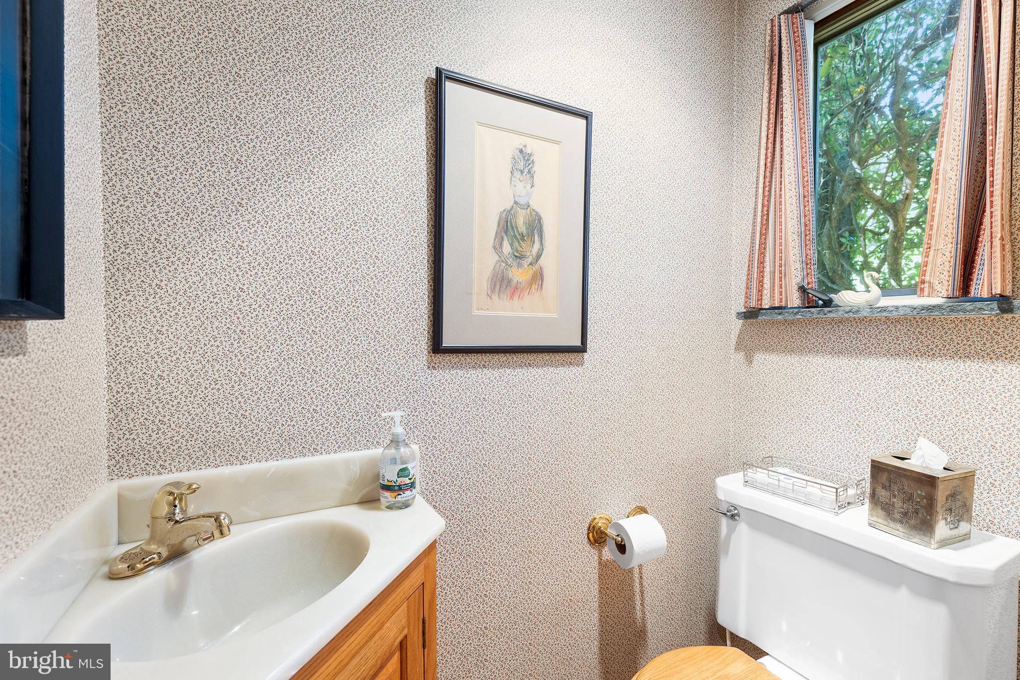 328 Beaumont Road Devon, PA 19333 - Photo 17 of 57