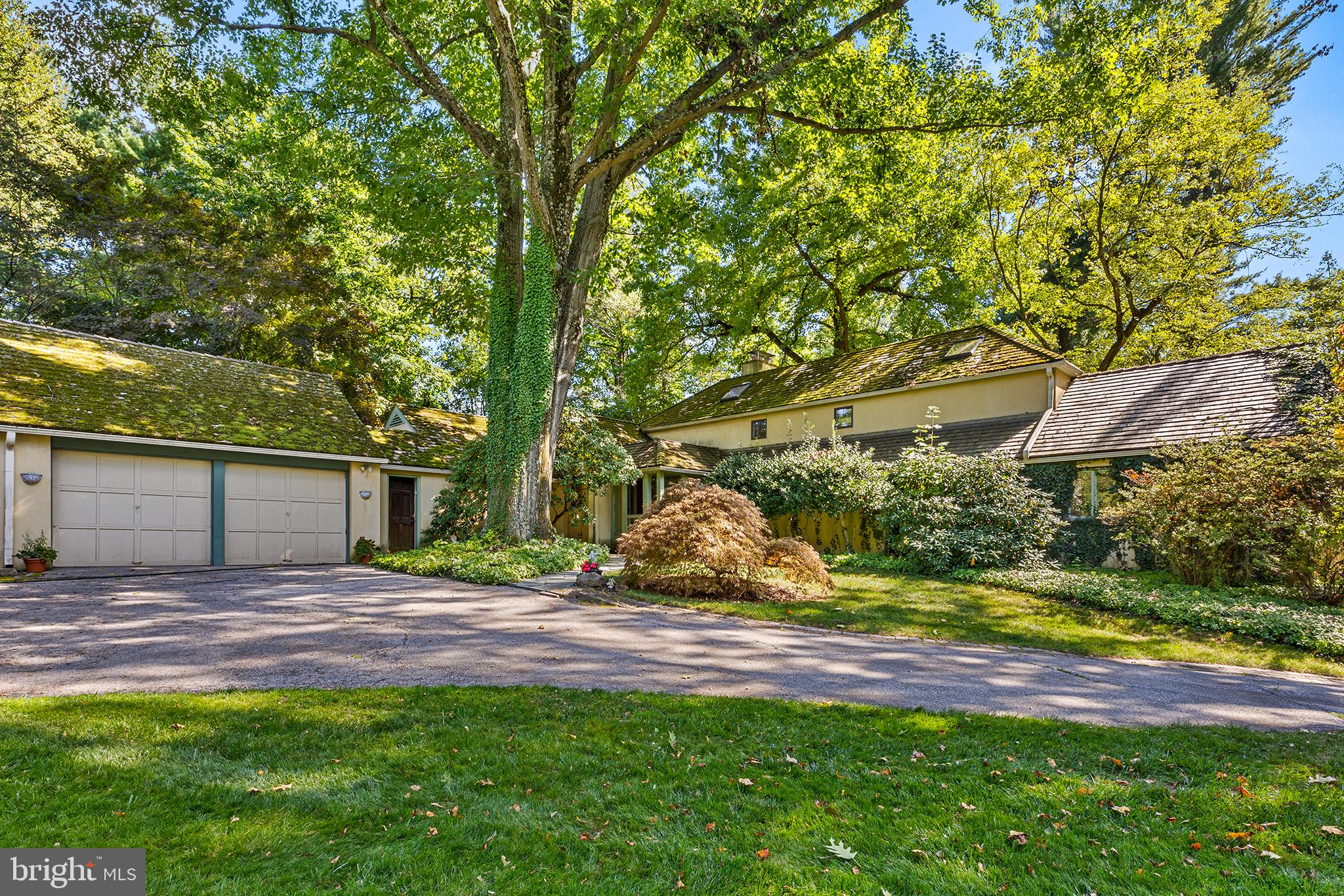 328 Beaumont Road Devon, PA 19333 - Photo 2 of 57