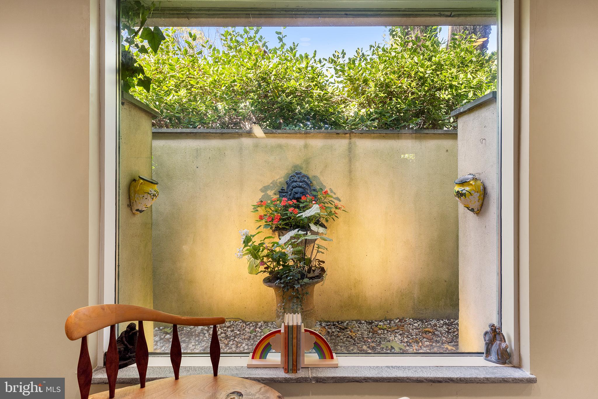 328 Beaumont Road Devon, PA 19333 - Photo 29 of 57 courtyard views