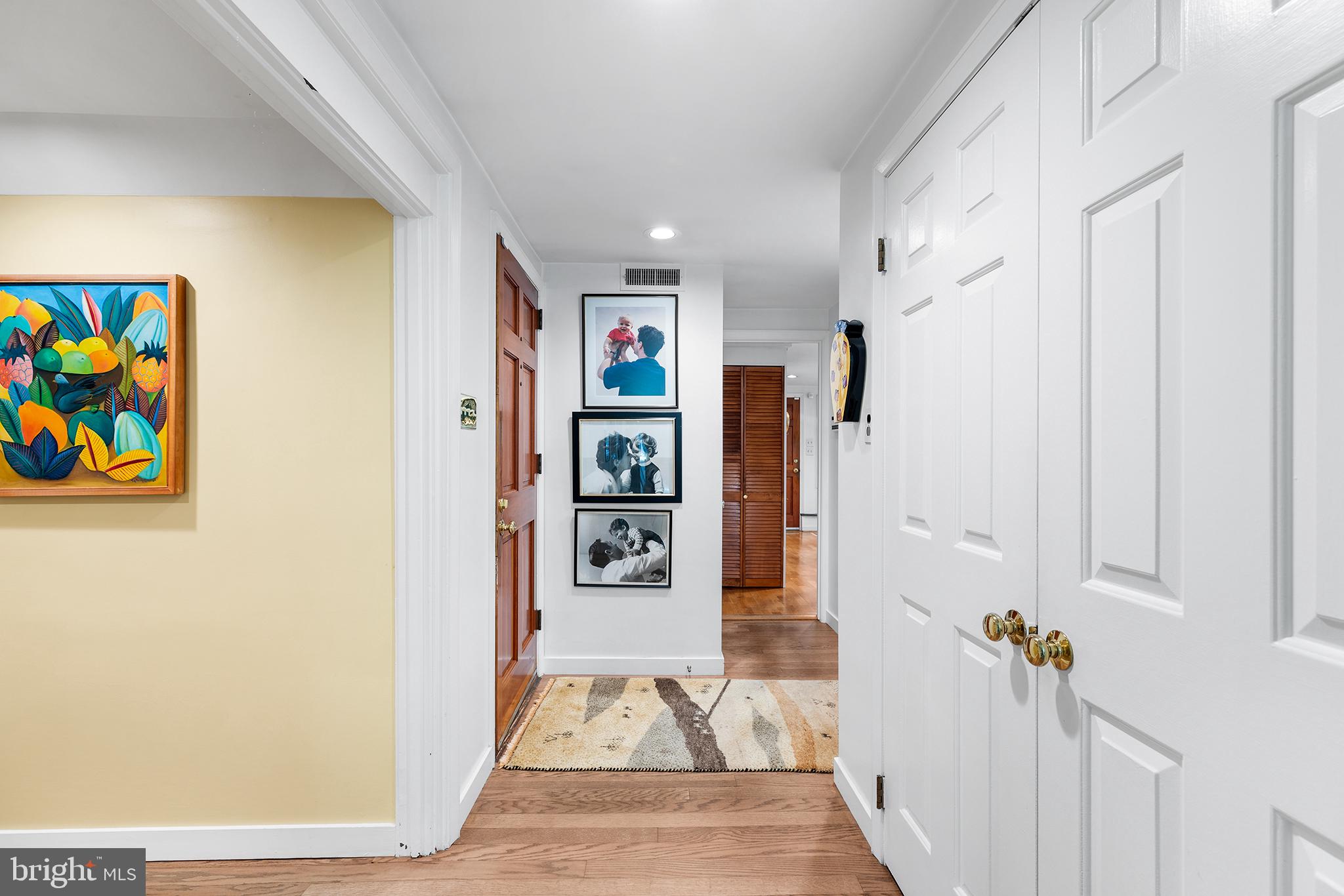 328 Beaumont Road Devon, PA 19333 - Photo 5 of 57 foyer