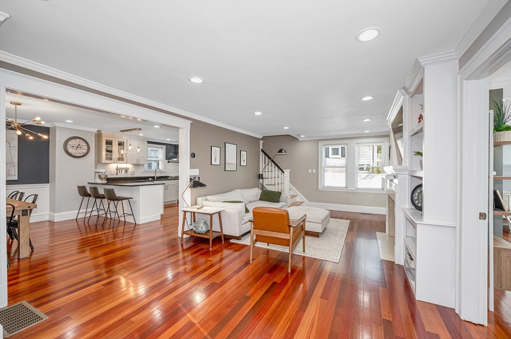225 Ashcroft Road Medford, MA 02155 - Photo 3 of 32 Gallery Image 3