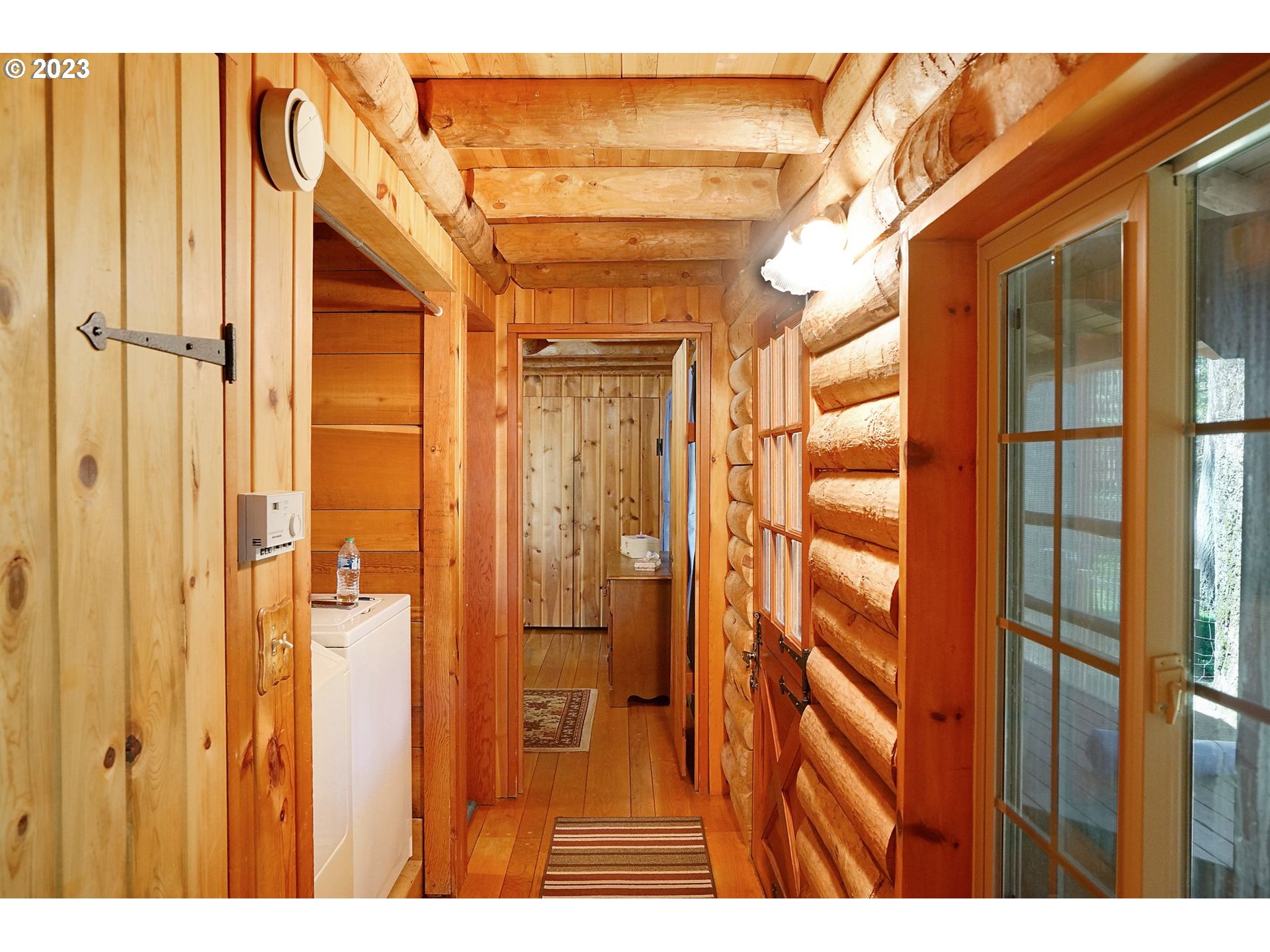 5625 Cooper Hollow Road Dallas, OR 97338 - Photo 11 of 48 a view of a bathroom