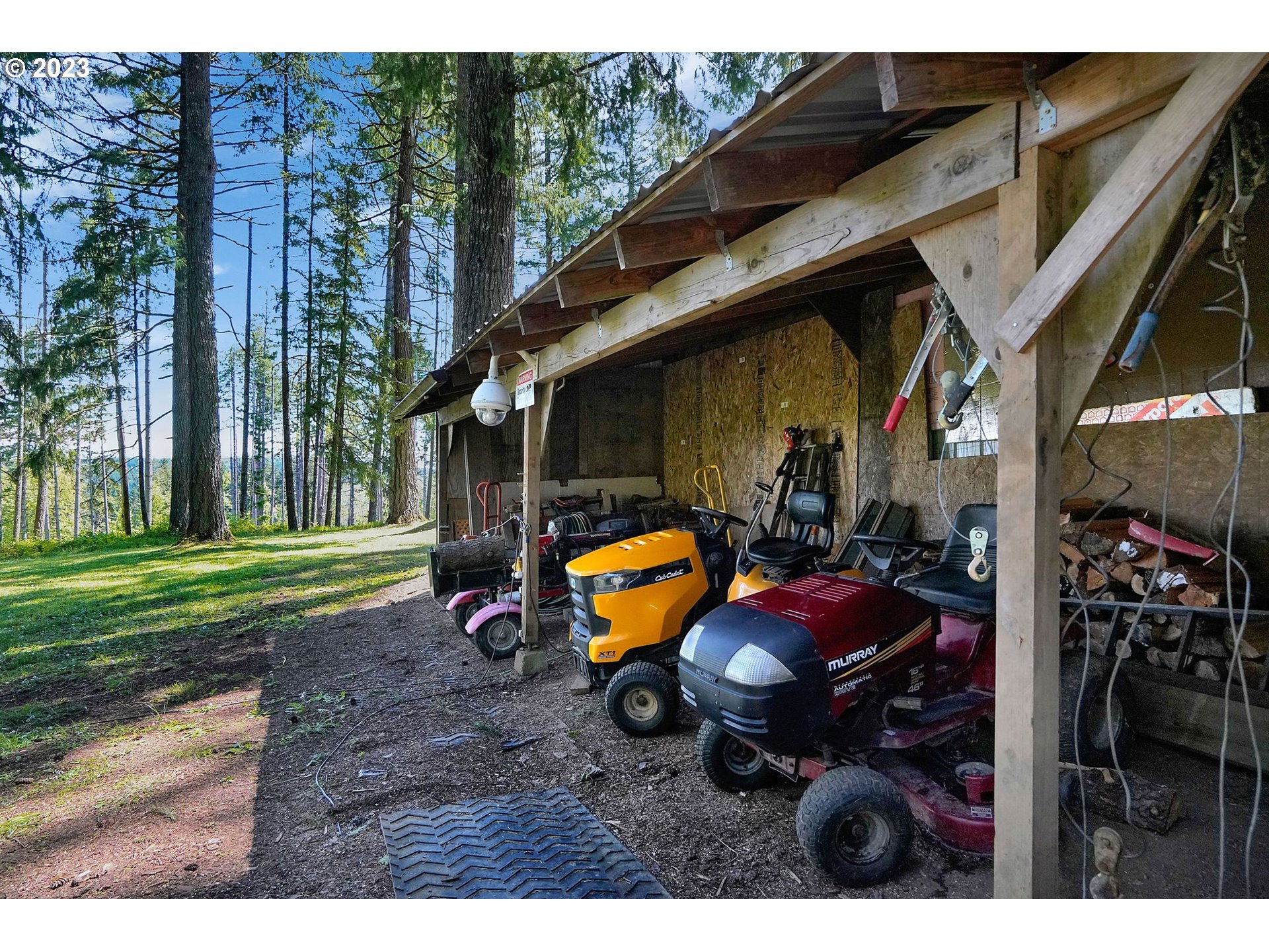 5625 Cooper Hollow Road Dallas, OR 97338 - Photo 37 of 48 a view of outdoor space patio and entertaining space