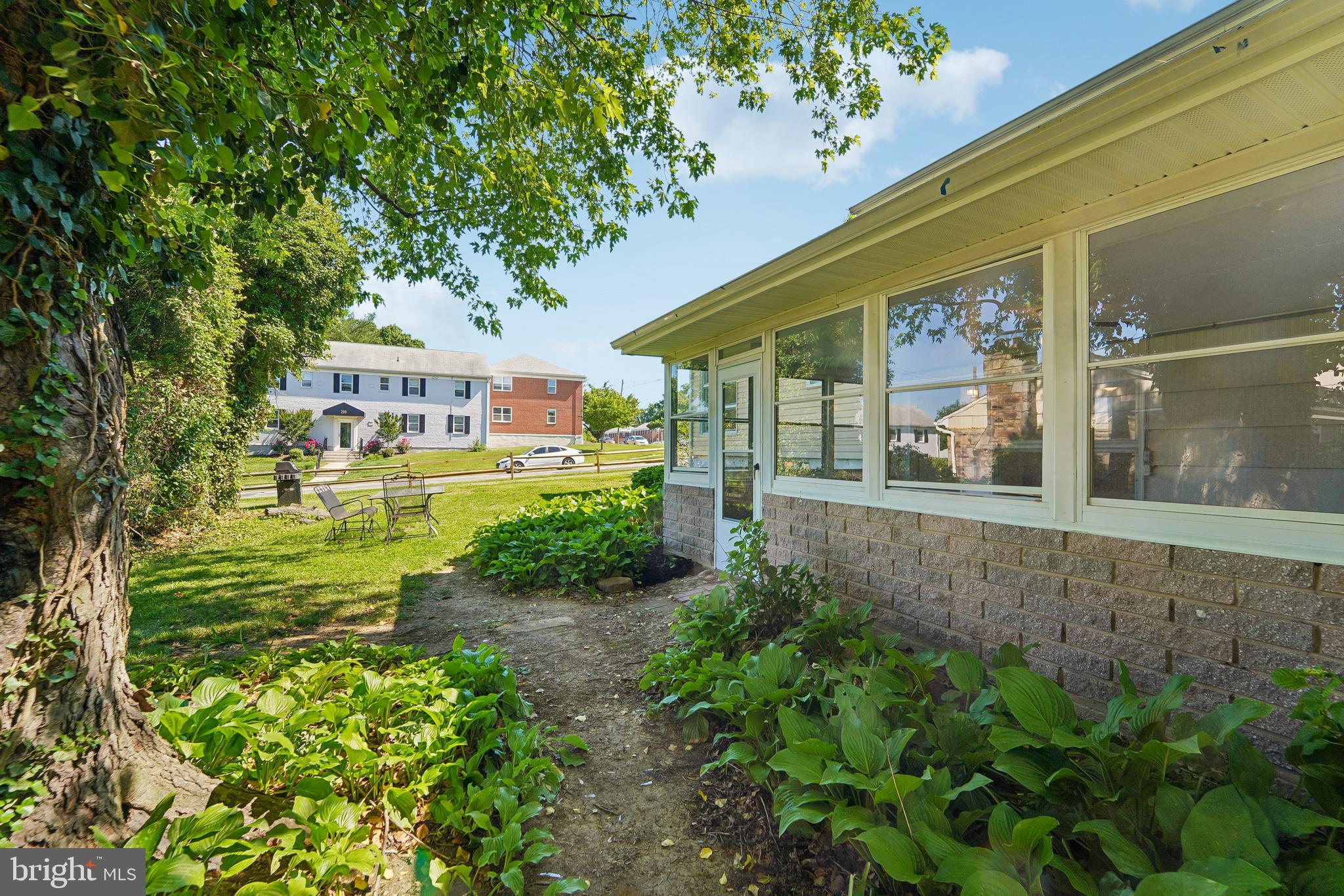 7610 Knollwood Road Towson, MD 21286 - Photo 40 of 41 Back Exterior