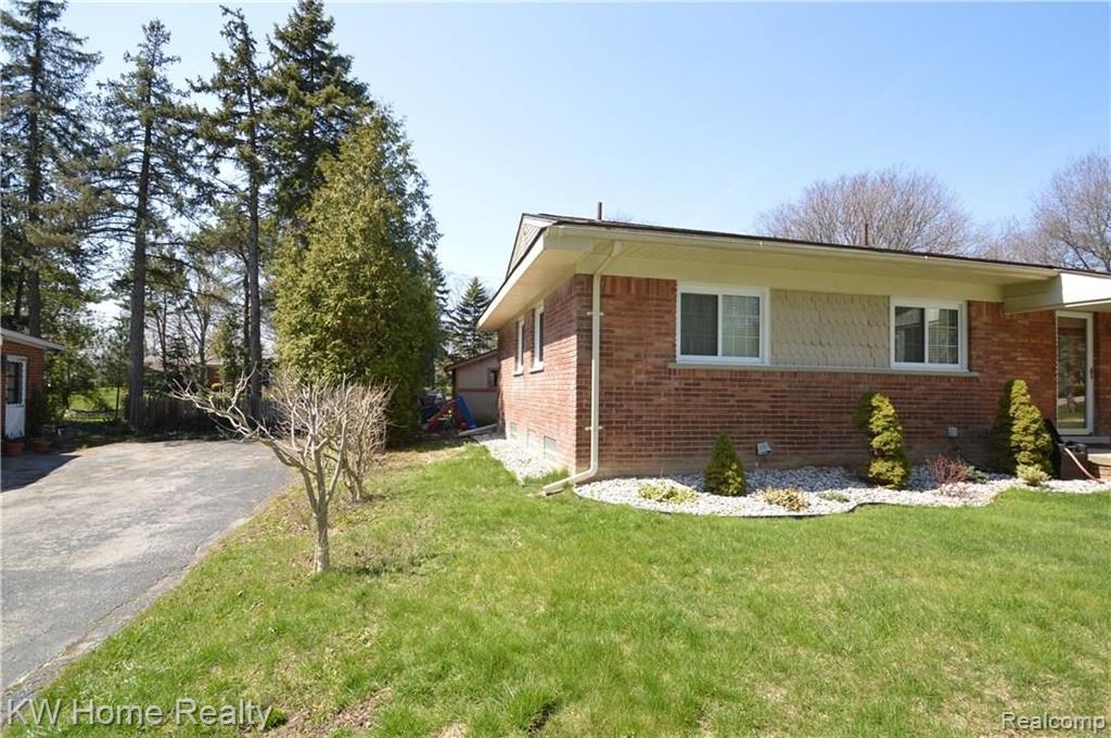 28163 Peppermill Road Farmington Hills, MI 48331 - Photo 31 of 31