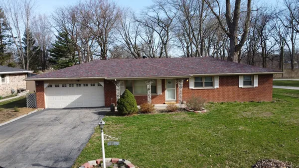 $289,900 | 2775 East Riverview Drive, Kankakee, IL 60901