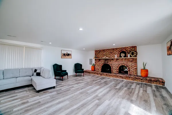 $289,900 | 2775 East Riverview Drive, Kankakee, IL 60901