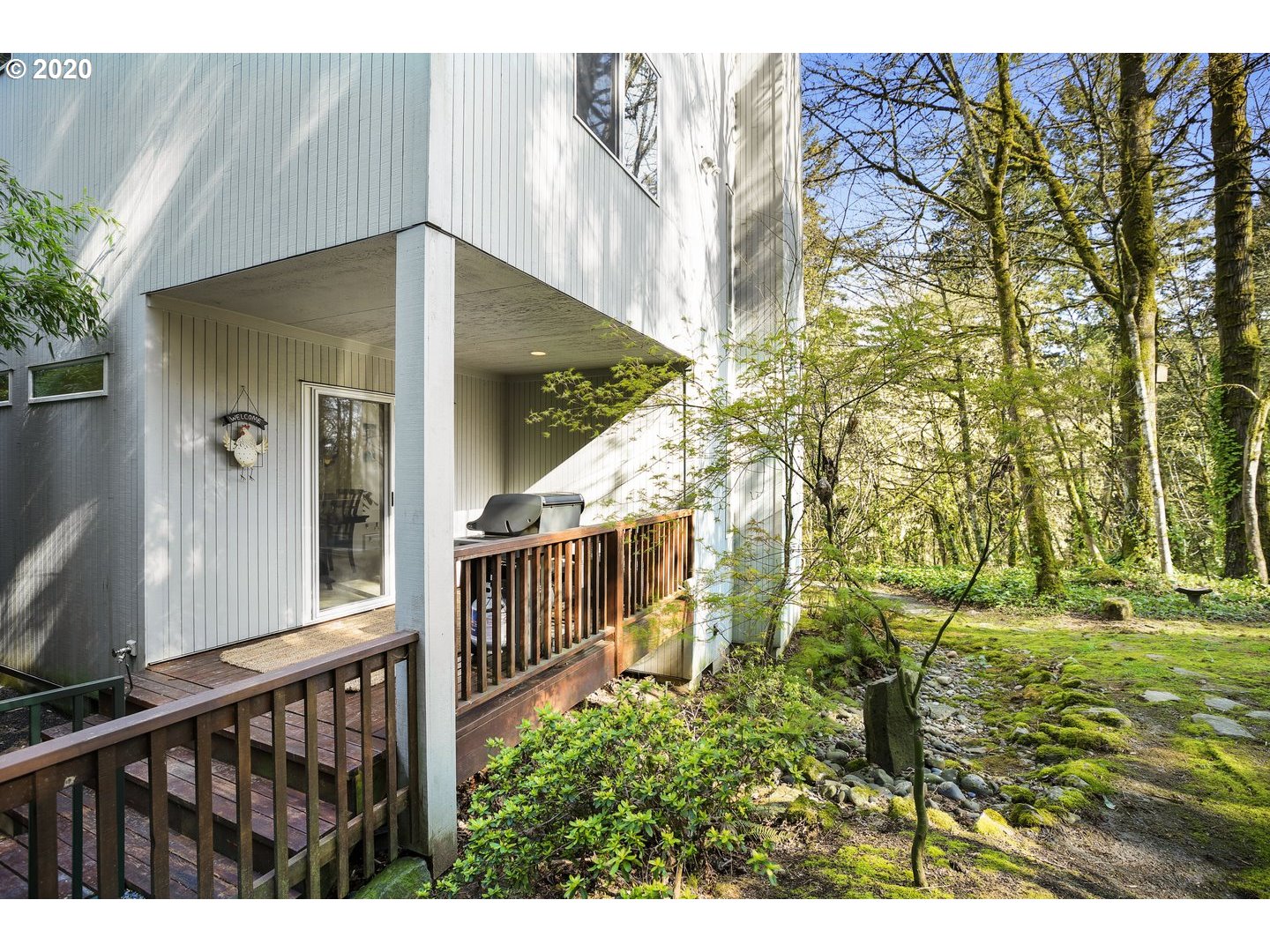 802 Southwest Terwilliger Place Portland, OR 97239 - Photo 29 of 32 Gallery Image 29