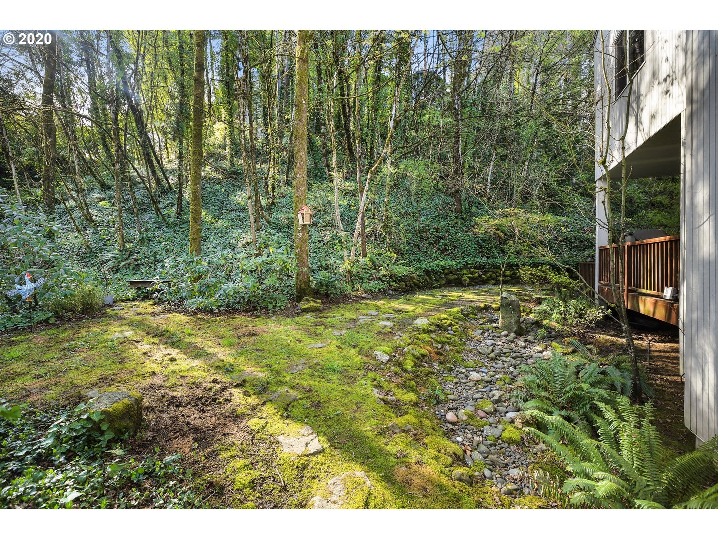 802 Southwest Terwilliger Place Portland, OR 97239 - Photo 30 of 32 Gallery Image 30