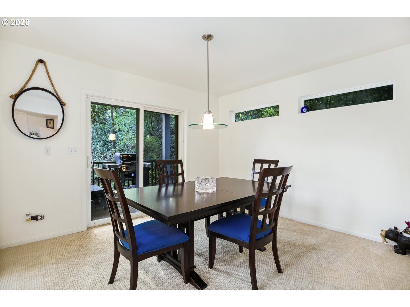 802 Southwest Terwilliger Place Portland, OR 97239 - Photo 7 of 32 Gallery Image 7