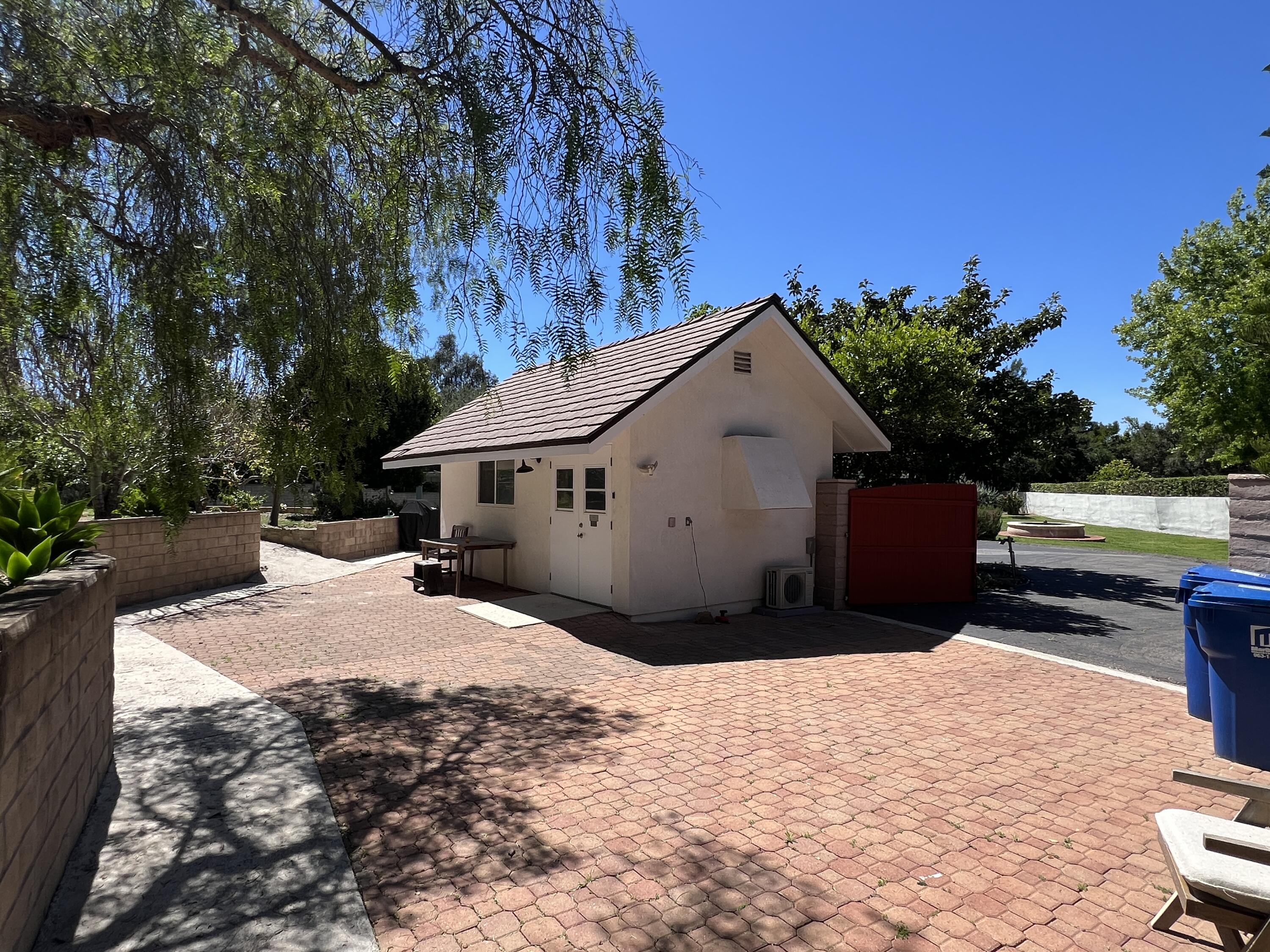 451 Live Oaks Road Montecito, CA 93108 - Photo 15 of 16 Detached Office/Flex