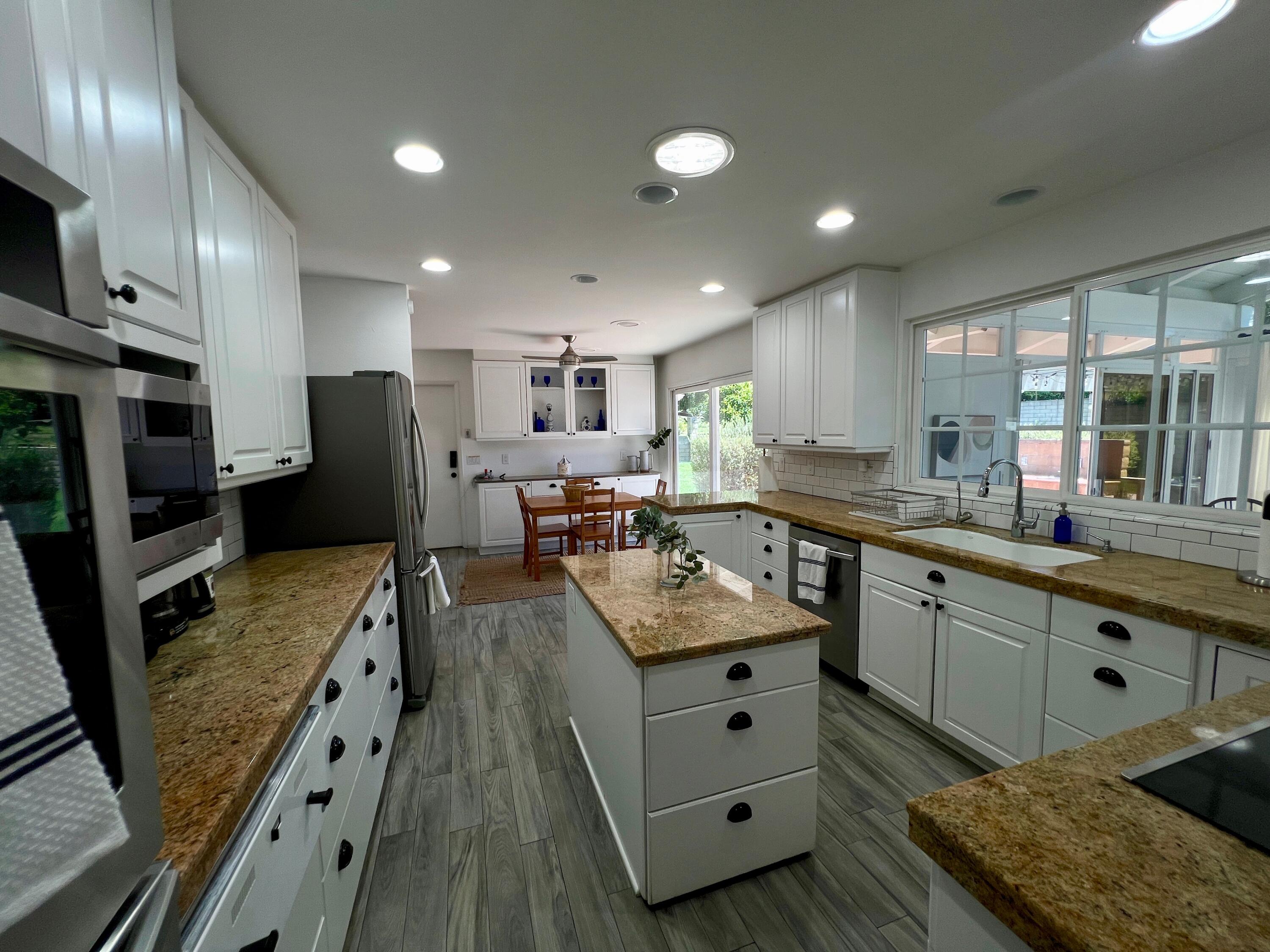 451 Live Oaks Road Montecito, CA 93108 - Photo 7 of 16 Kitchen