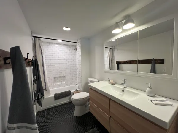 $22,000 | 451 Live Oaks Road, Montecito, CA 93108