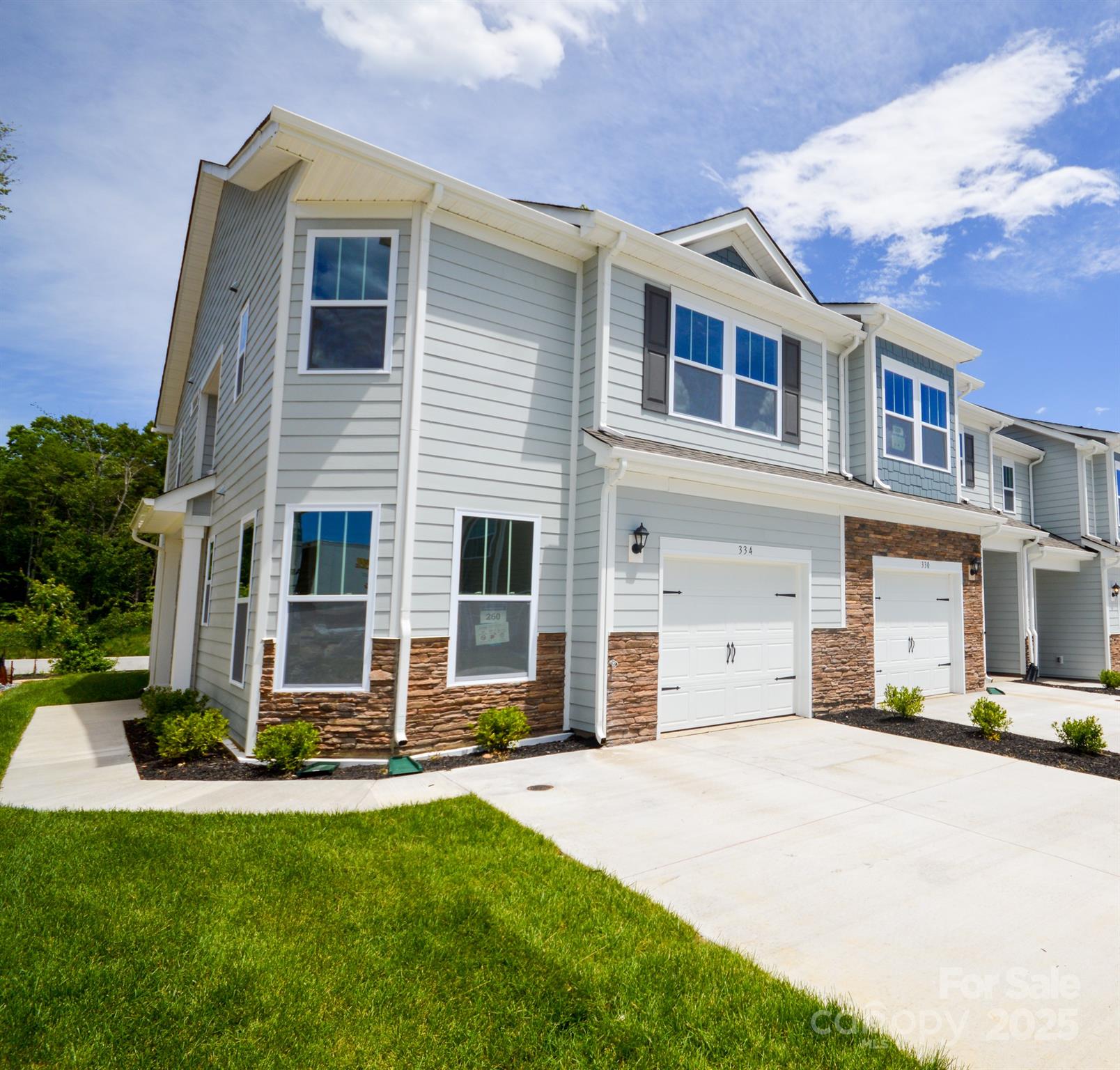 362 Creekview Road Hendersonville, NC 28792 - Photo 3 of 26